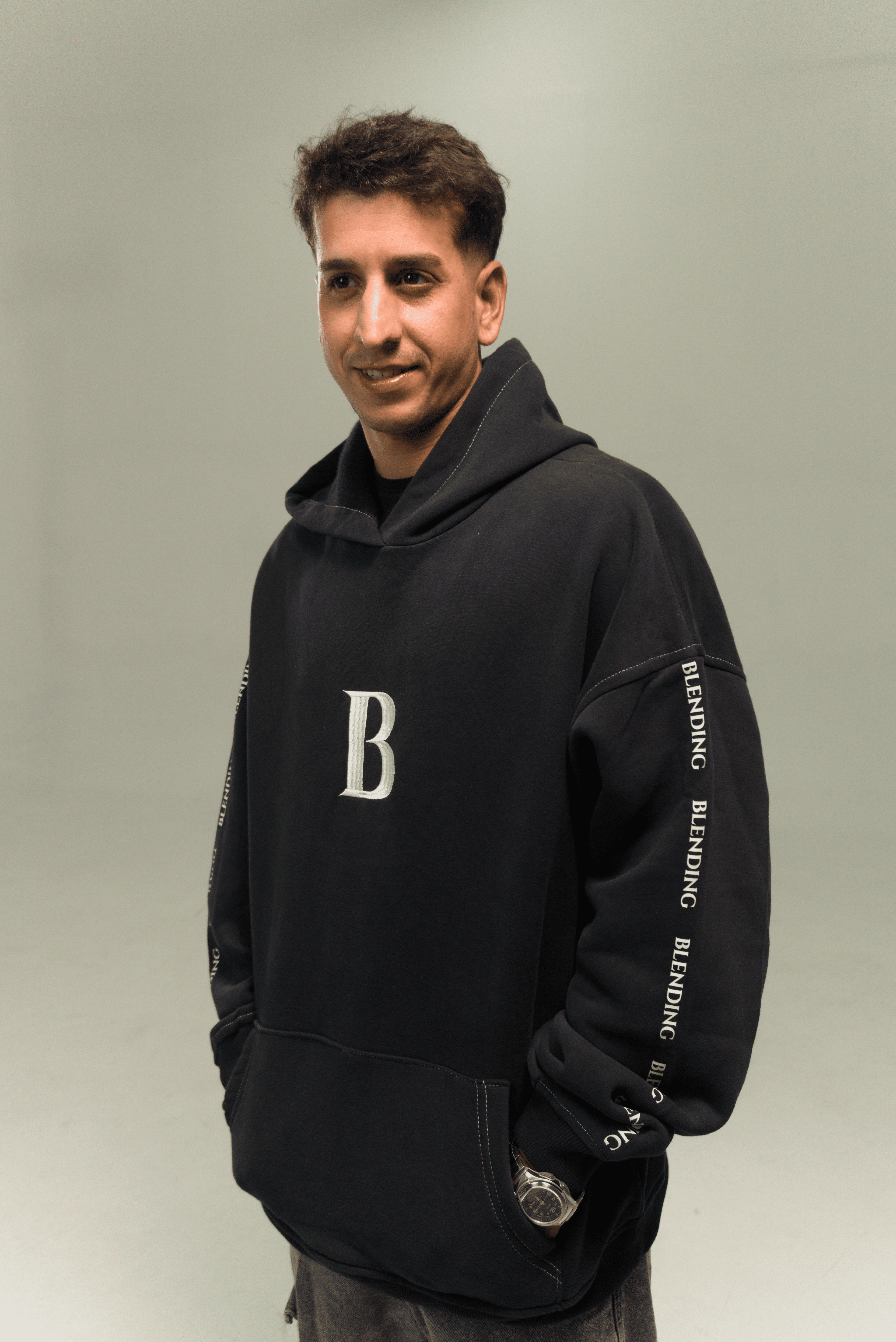 HOODIE BLENDING ESTAMPADO CHICO